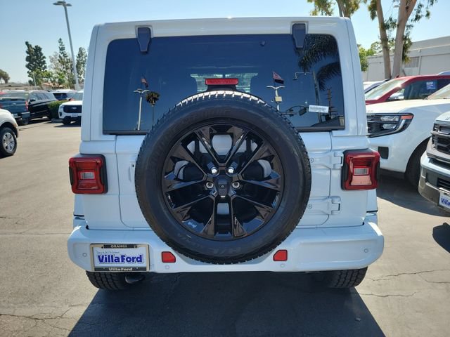 Used 2023 Jeep Wrangler Unlimited Sahara AWD/4WD image 19