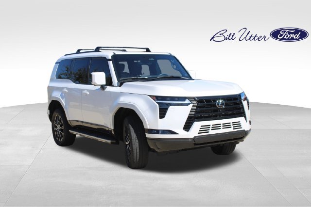Used 2026 Lexus GX 550 w/ Accessory Package (2T) AWD/4WD image 3