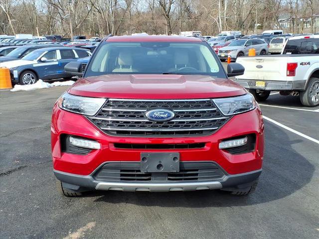 Certified 2022 Ford Explorer XLT w/ Equipment Group 202A image 8