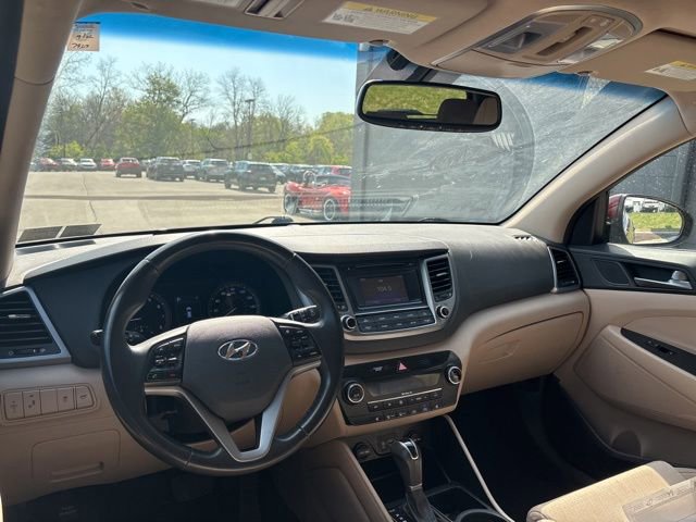 Used 2017 Hyundai Tucson Value AWD/4WD image 34