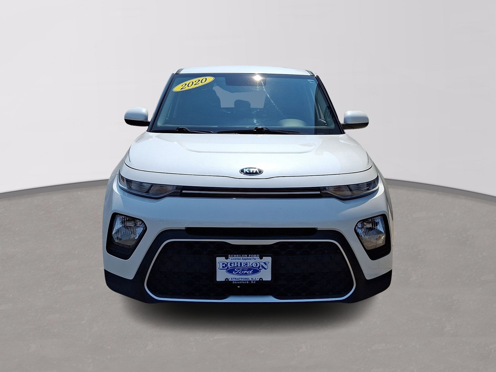 Used 2020 Kia Soul LX FWD image 2