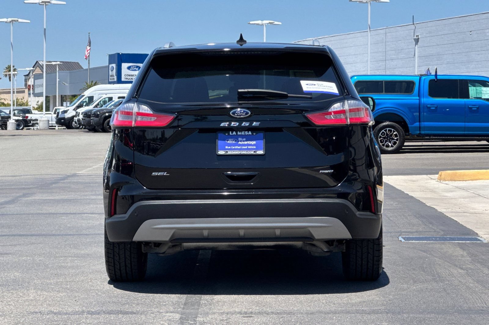 Certified 2024 Ford Edge SEL w/ Convenience Package AWD/4WD image 4