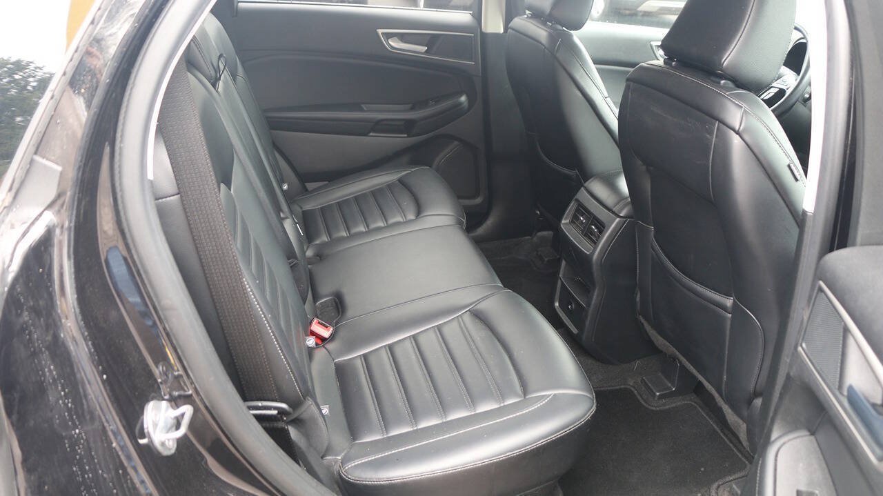 Certified 2024 Ford Edge SEL AWD/4WD image 12