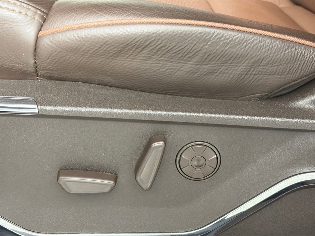 Certified 2025 Ford F450 King Ranch w/ Chrome Package image 27