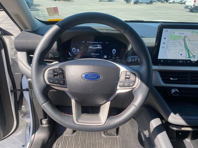 Certified 2025 Ford Explorer Active w/ Active Comfort Package RWD image 18