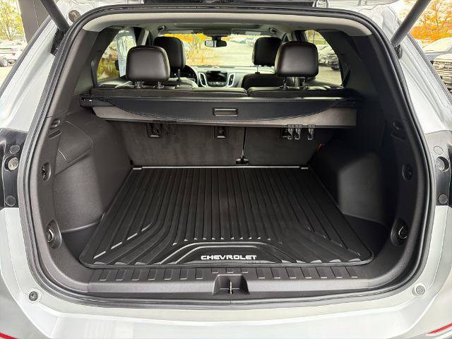 Used 2021 Chevrolet Equinox Premier AWD/4WD image 15