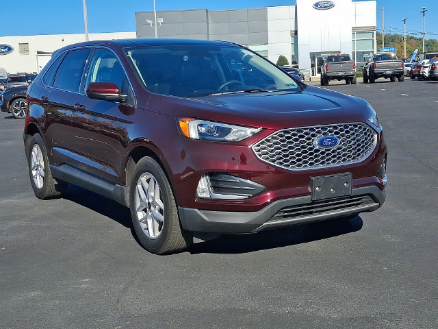 Certified 2024 Ford Edge SEL w/ Convenience Package AWD/4WD image 2