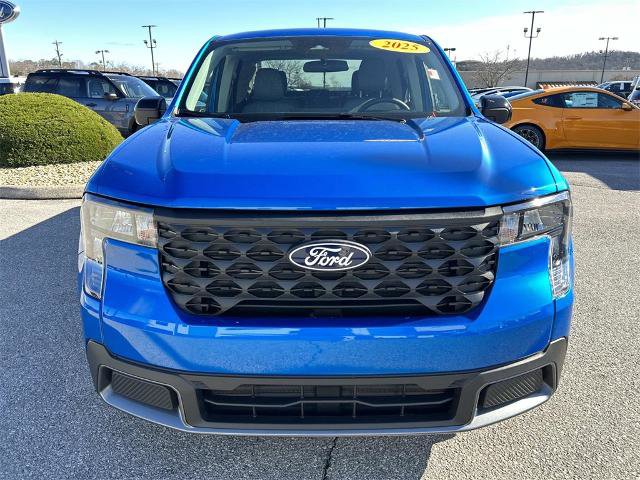 Certified 2025 Ford Maverick XLT w/ XLT Luxury Package image 9