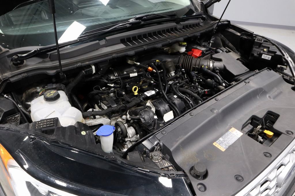 Certified 2024 Ford Edge SEL image 18