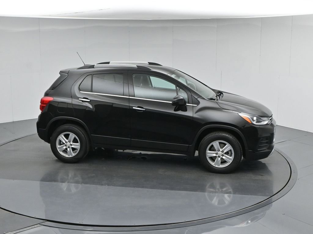 Used 2020 Chevrolet Trax LT w/ LT Convenience Package AWD/4WD image 56