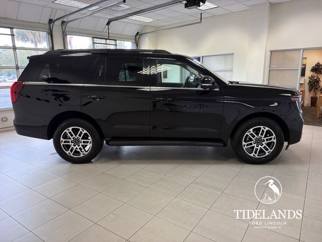 Certified 2025 Ford Expedition Active RWD image 10