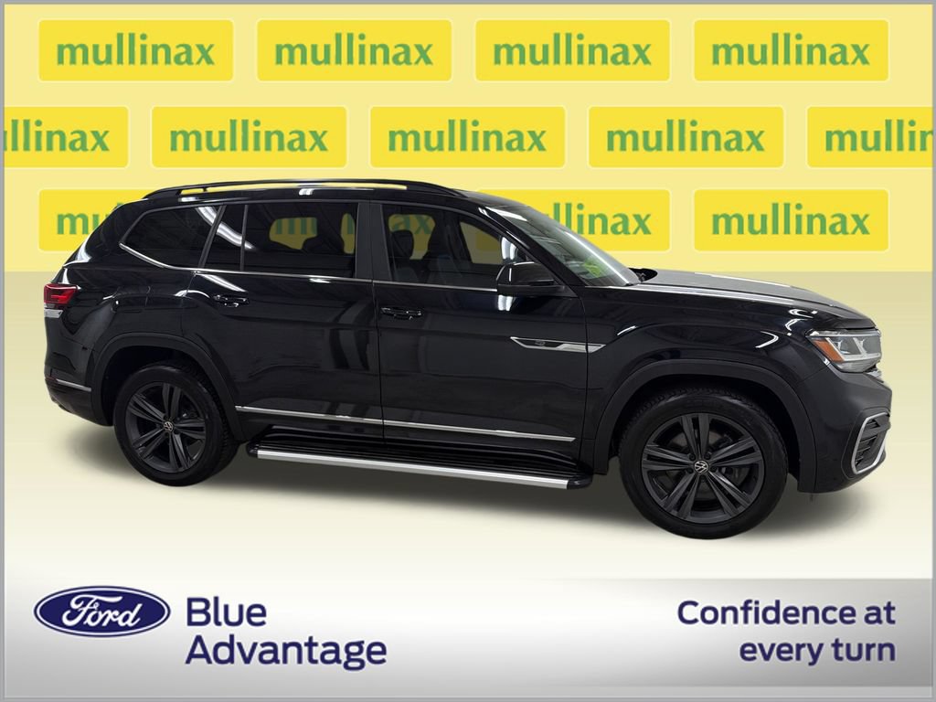 Used 2021 Volkswagen Atlas SE w/ Towing Package FWD image 2
