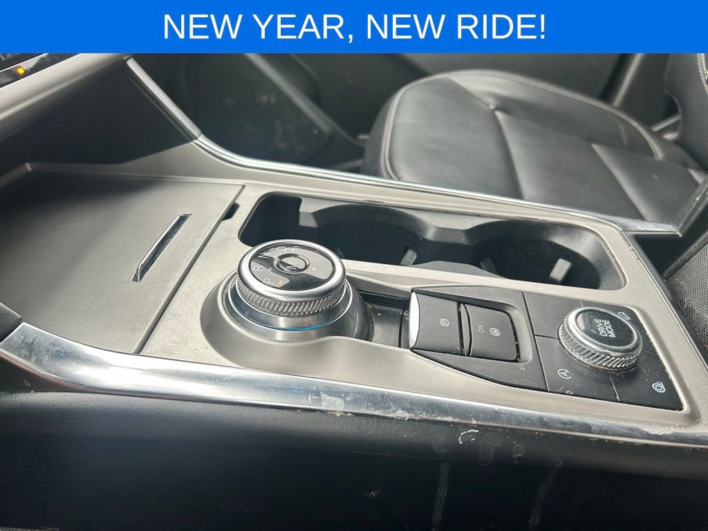 Certified 2021 Ford Explorer XLT w/ Equipment Group 202A image 20