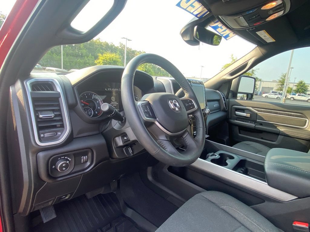 Used 2024 RAM 2500 Big Horn w/ Level 2 Equipment Group AWD/4WD image 9
