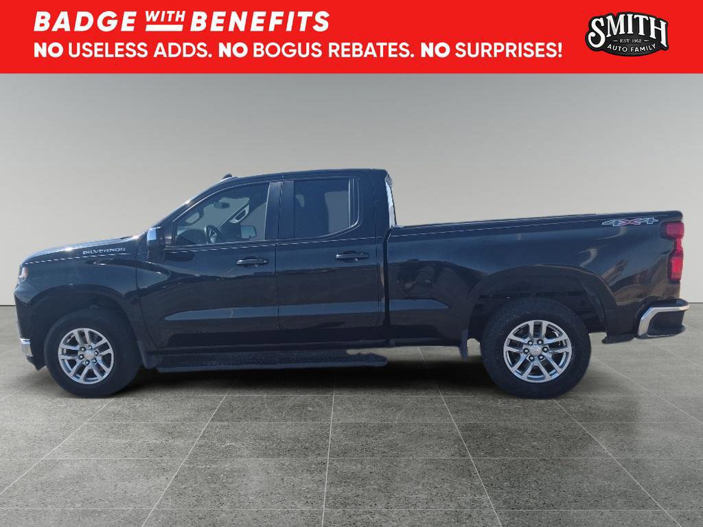 Used 2020 Chevrolet Silverado 1500 LT AWD/4WD image 2