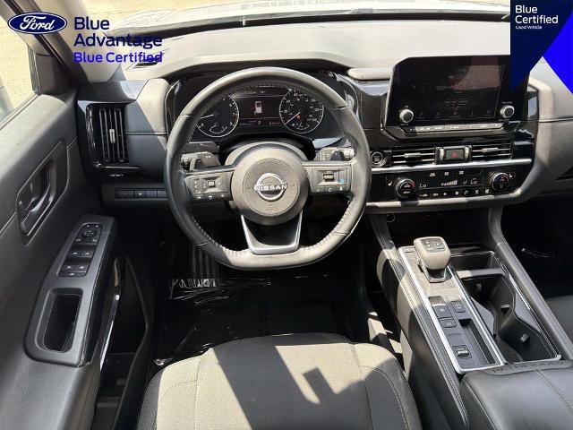 Used 2024 Nissan Pathfinder SV FWD image 10