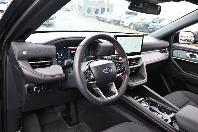 Certified 2025 Ford Explorer ST-Line w/ ST-Line Street Pack AWD/4WD image 21