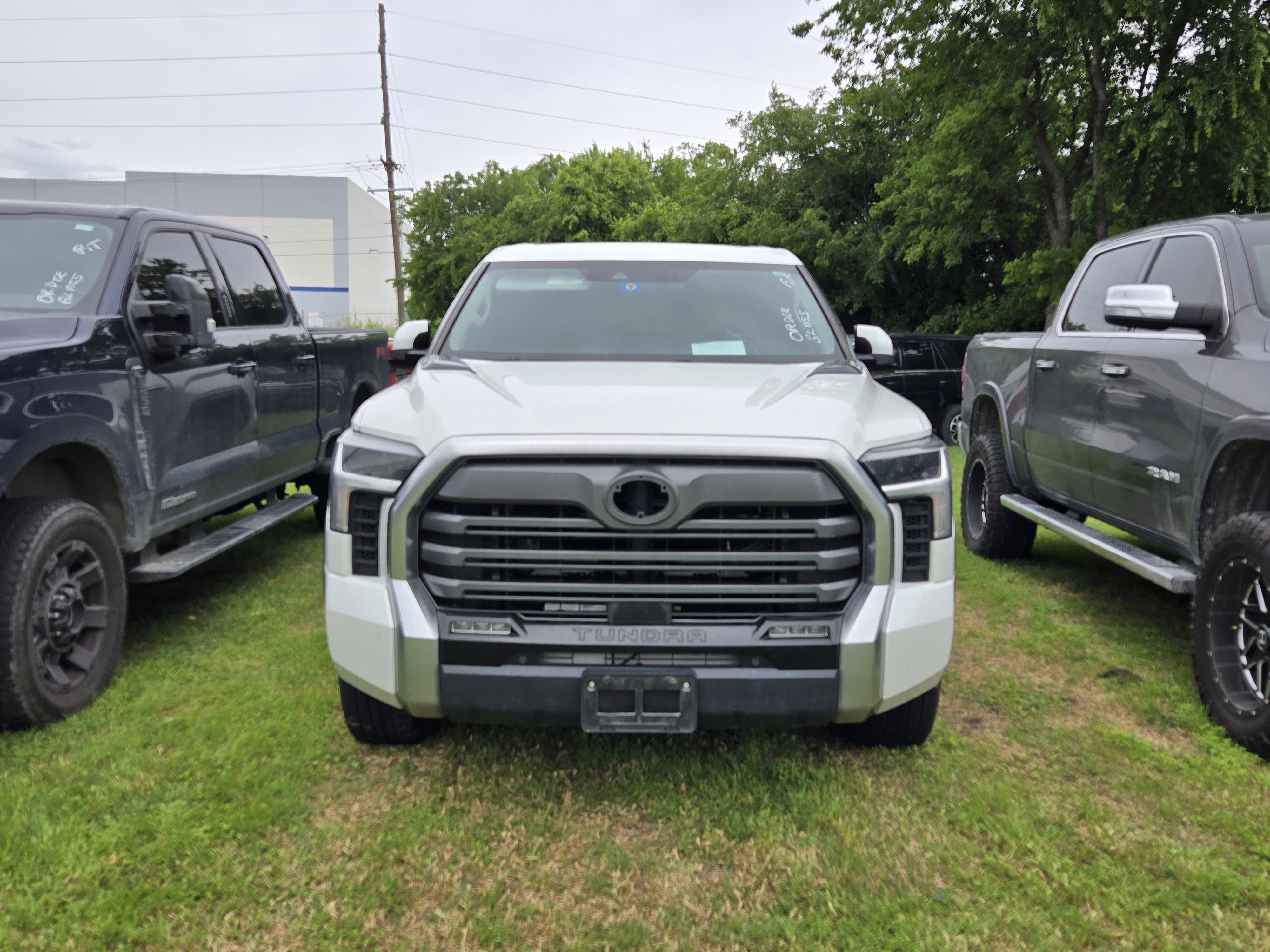 Used 2023 Toyota Tundra Limited w/ Power Package AWD/4WD image 2