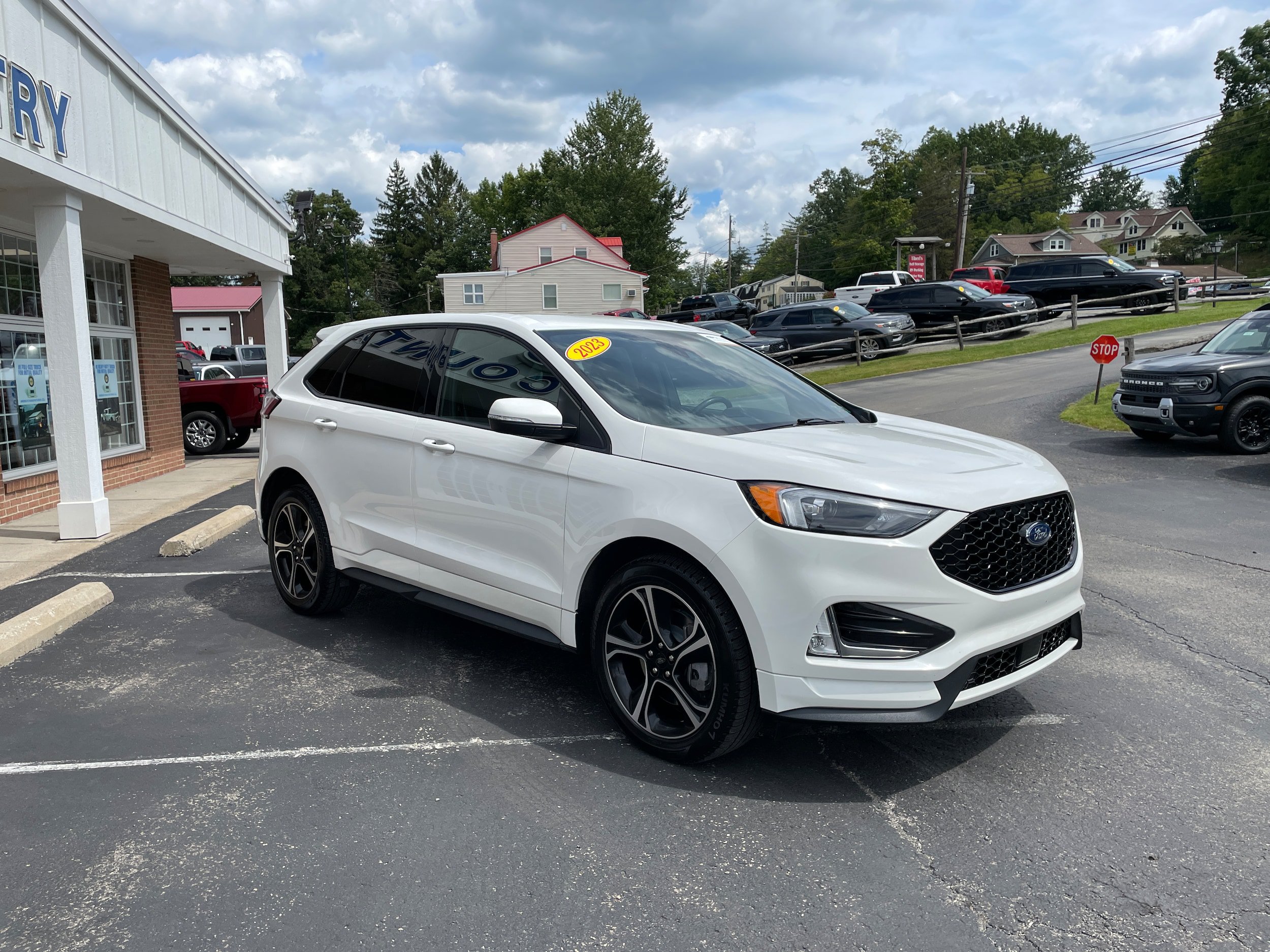 Certified 2023 Ford Edge ST AWD/4WD image 3