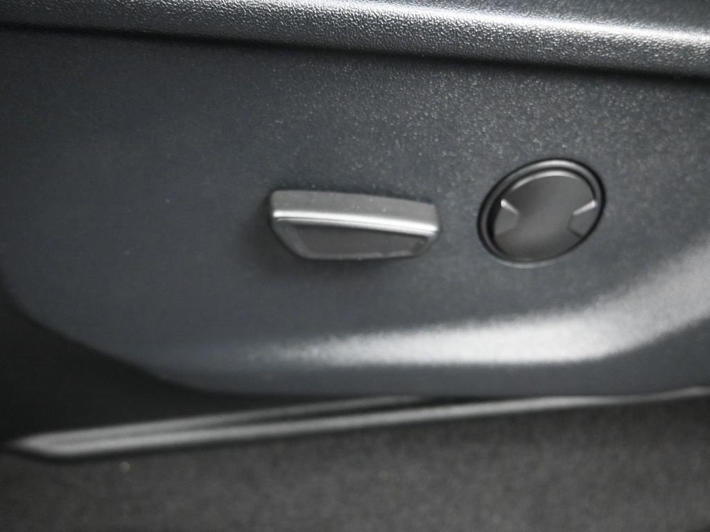 Certified 2024 Ford F250 XLT w/ FX4 Off-Road Package image 27