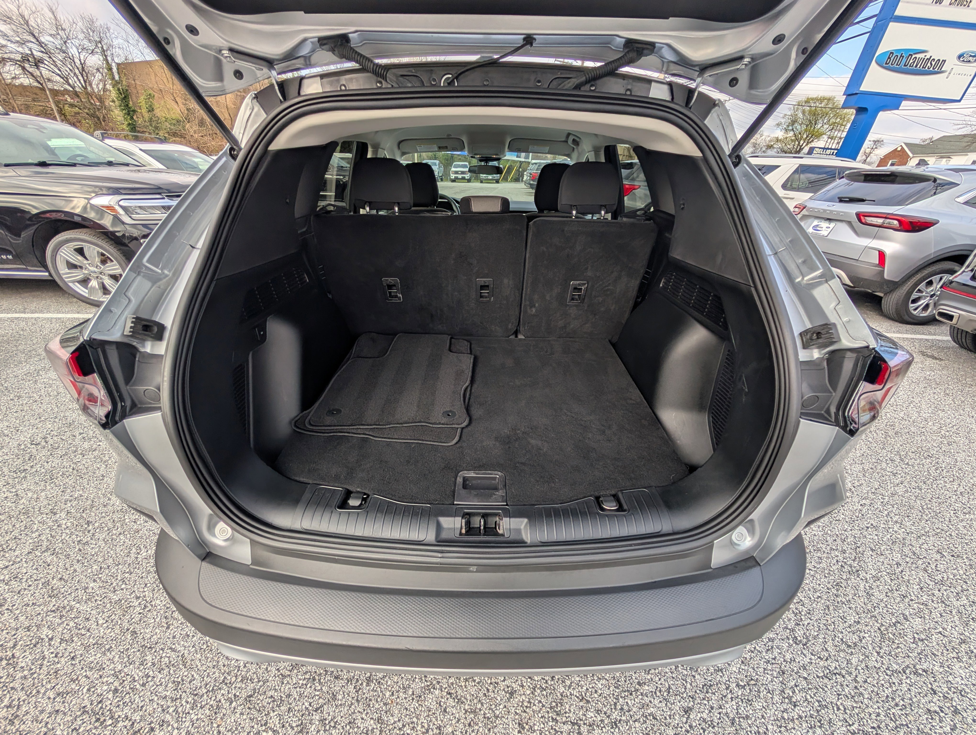 Certified 2022 Ford Escape SE w/ Cold Weather Package image 14