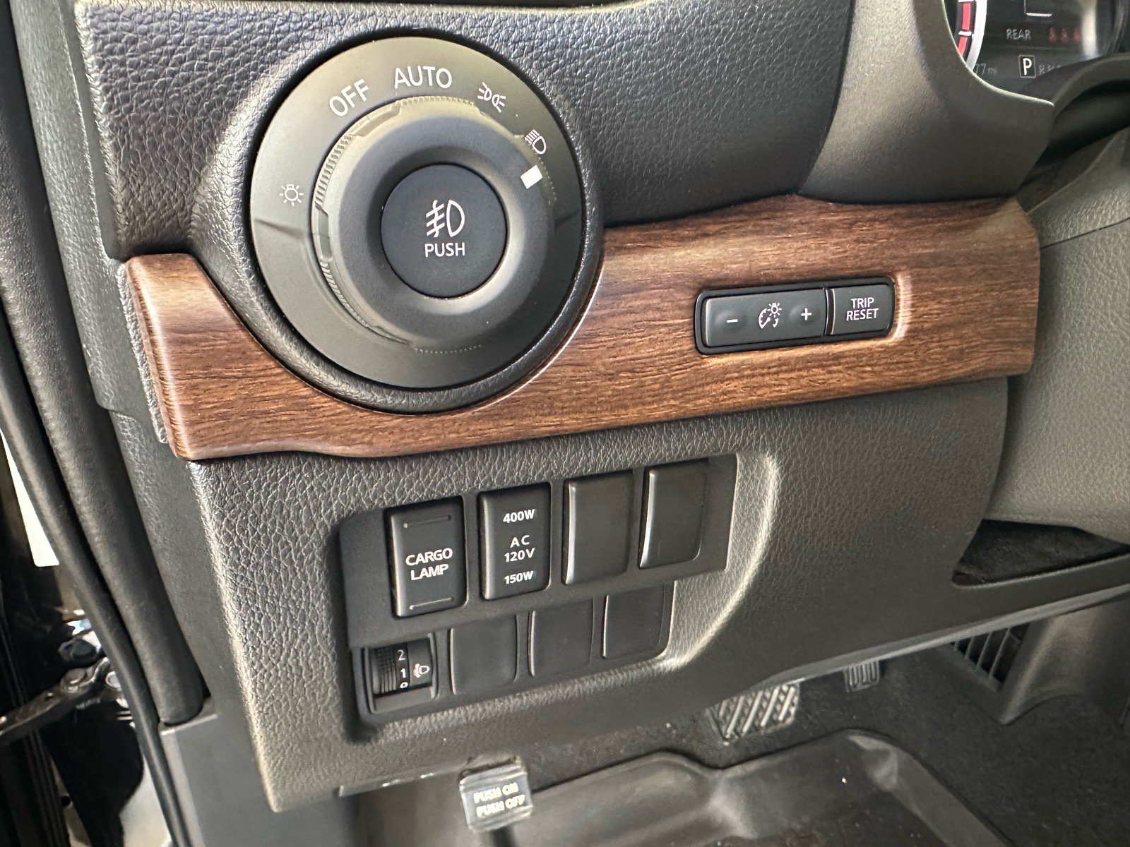 Used 2023 Nissan Titan Platinum Reserve w/ Moonroof Package AWD/4WD image 25