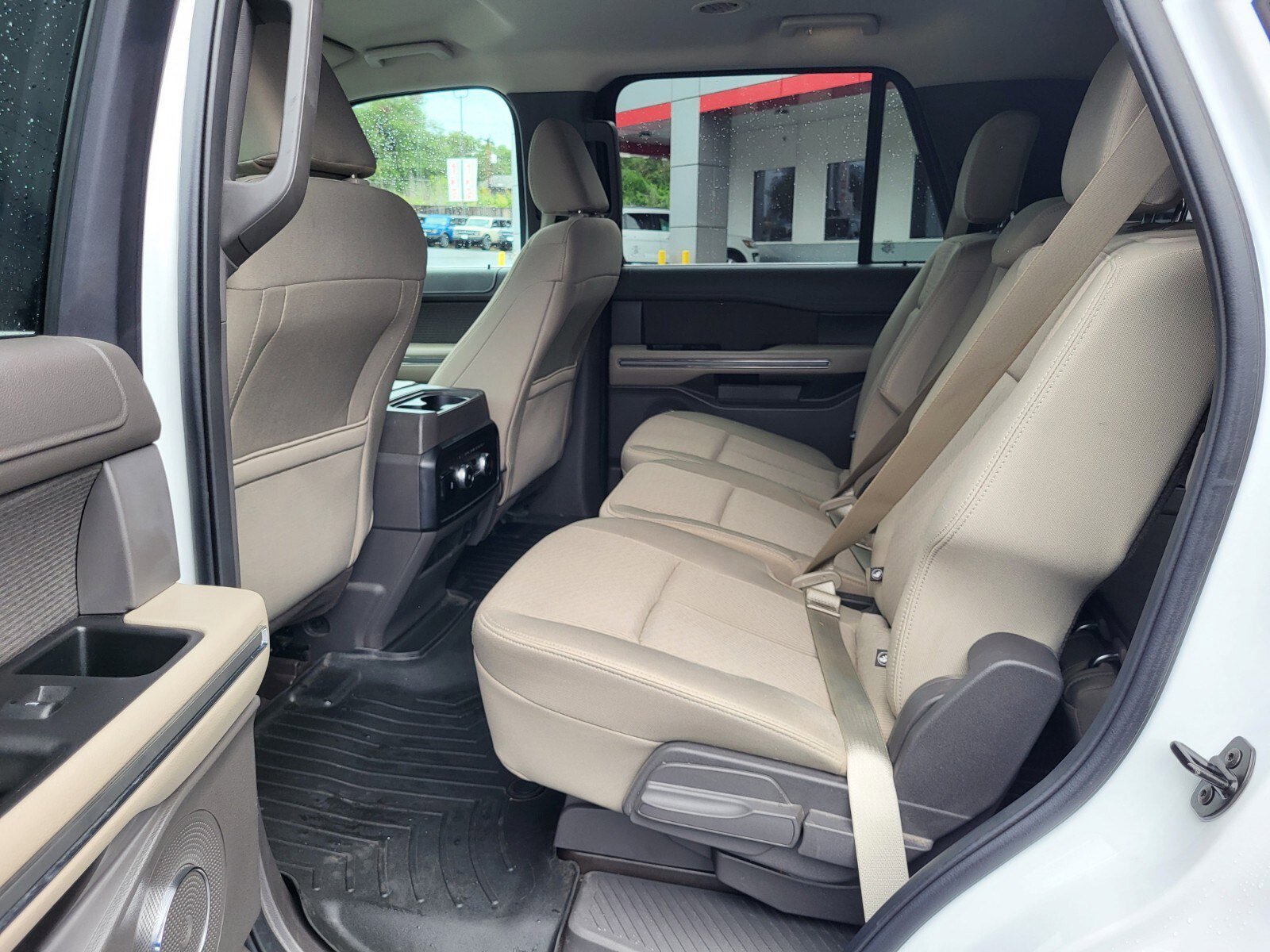 Certified 2021 Ford Expedition XLT RWD image 17