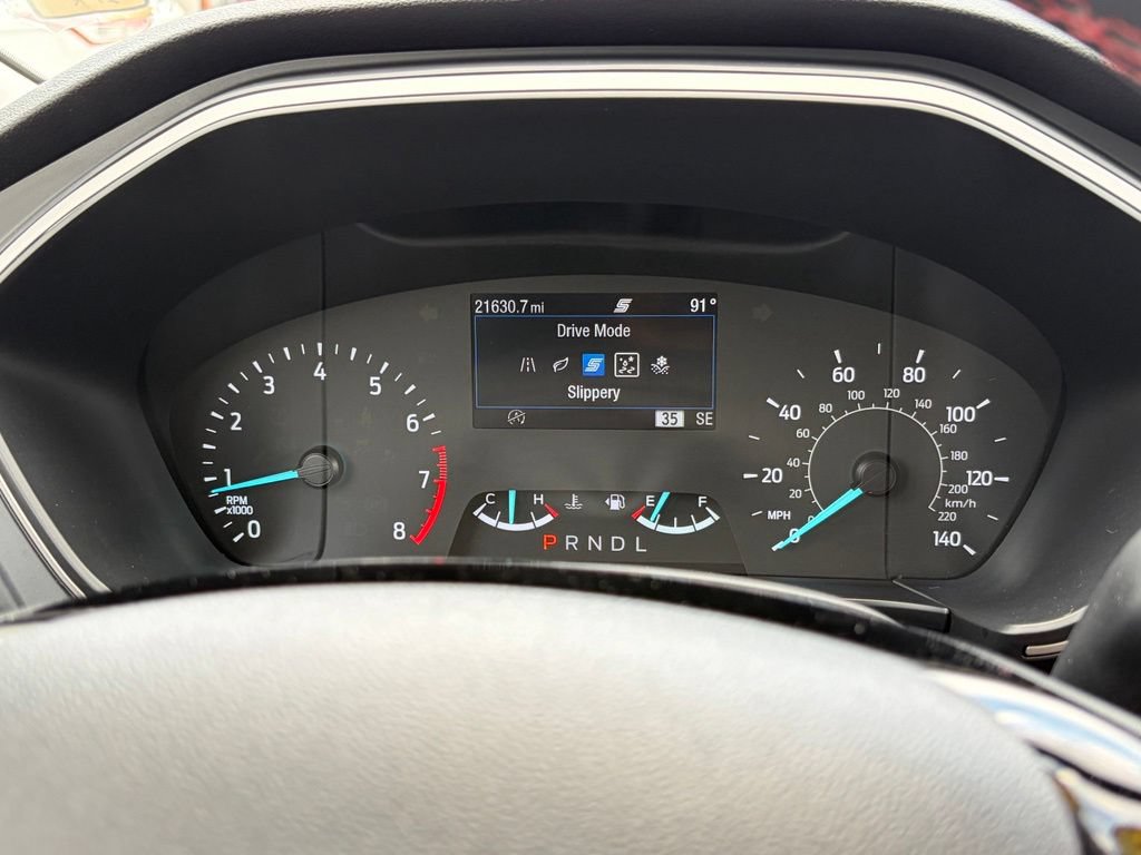 Certified 2022 Ford Escape SEL w/ SEL Stealth AWD Package image 60