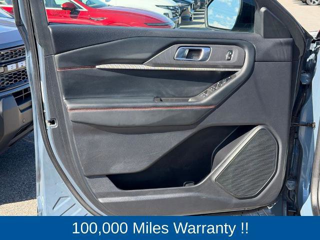 Certified 2025 Ford Explorer ST-Line w/ ST-Line Street Pack image 8