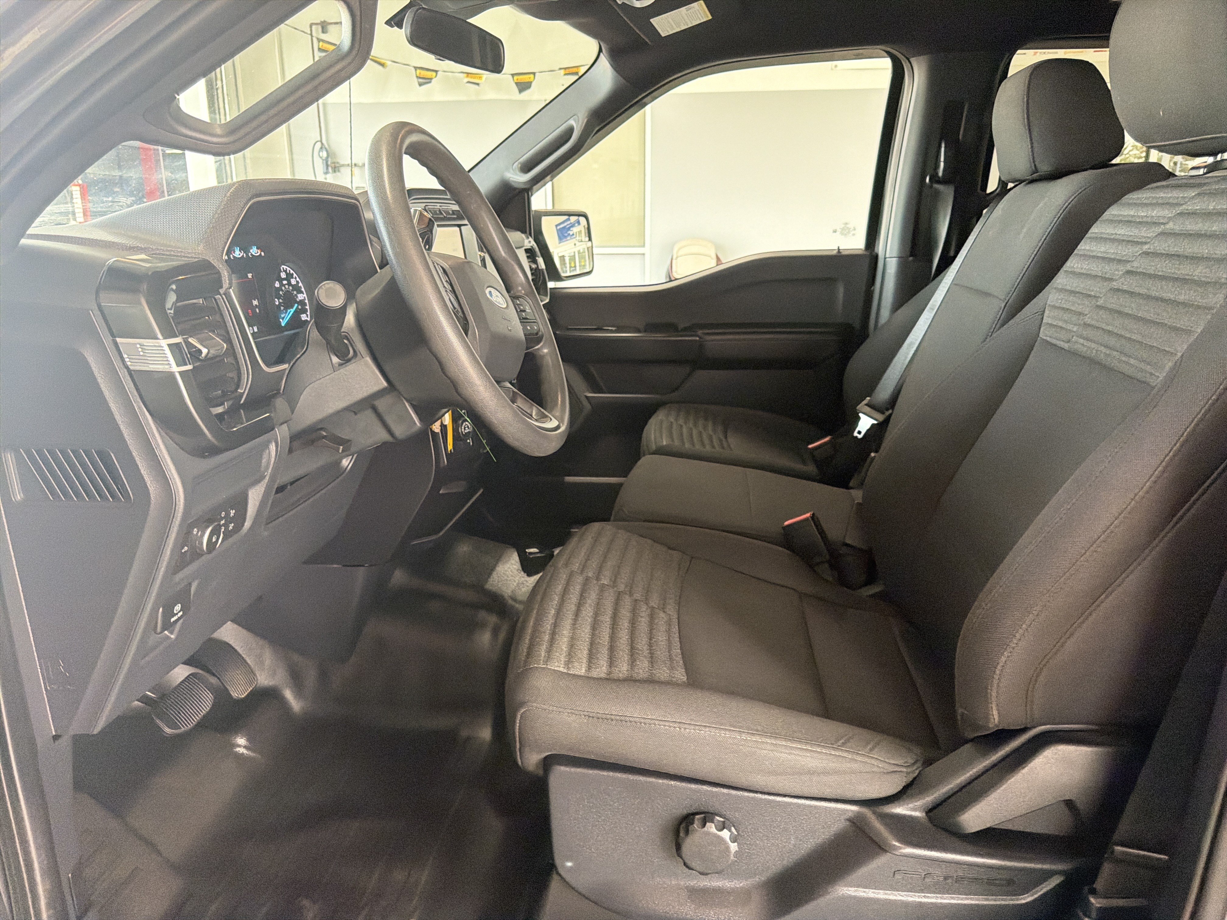 Certified 2021 Ford F150 XL w/ STX Appearance Package AWD/4WD image 27