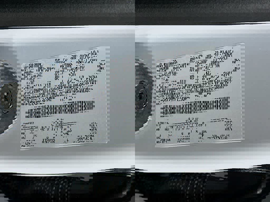 Certified 2020 Ford Escape SE image 26