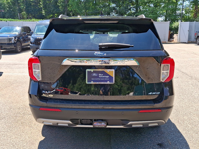 Certified 2023 Ford Explorer XLT w/ Equipment Group 202A AWD/4WD image 15