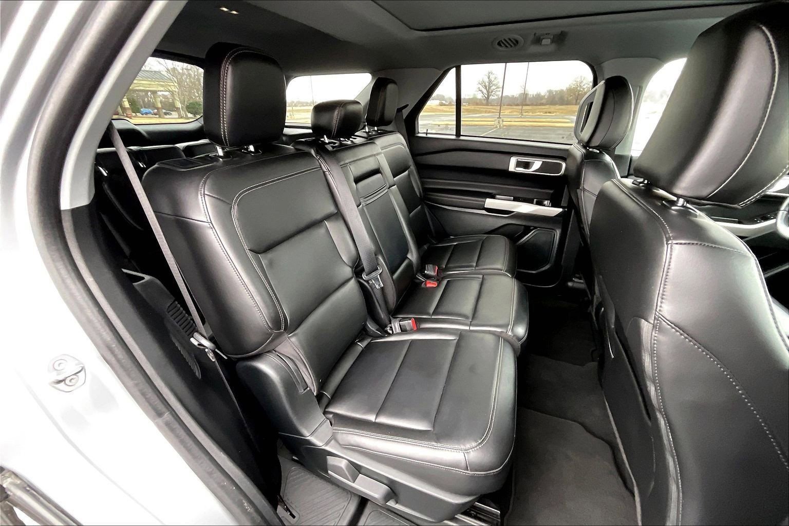 Certified 2024 Ford Explorer XLT w/ Equipment Group 202A image 17