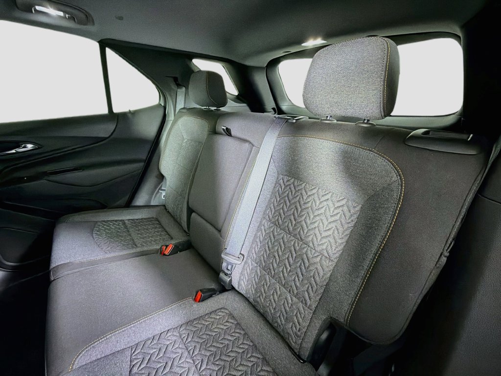Used 2024 Chevrolet Equinox LT FWD image 24