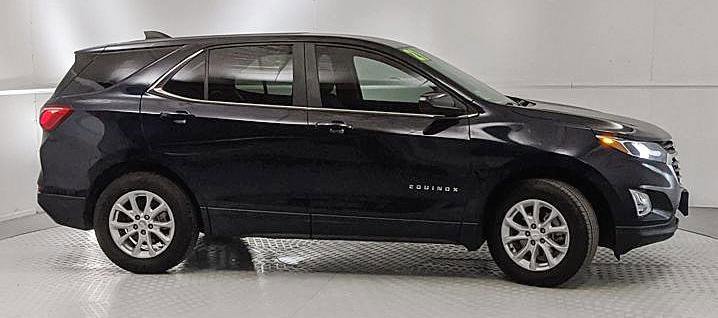 Used 2021 Chevrolet Equinox LT w/ Driver Convenience Package image 5