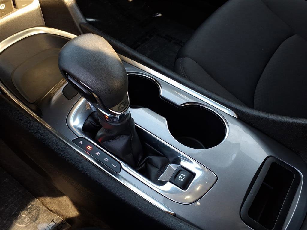 Used 2023 Chevrolet Malibu LT image 24