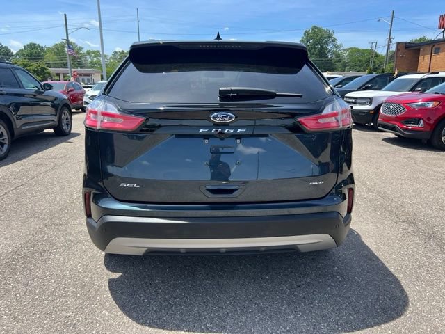 Certified 2024 Ford Edge SEL w/ Convenience Package AWD/4WD image 5