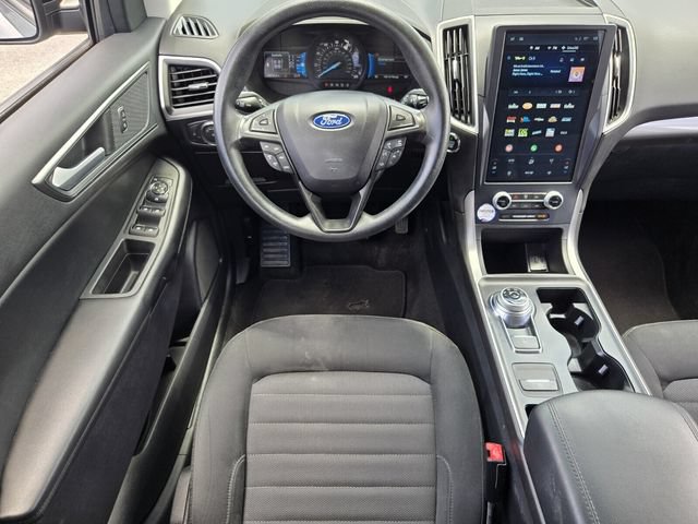 Certified 2022 Ford Edge SE w/ Black Appearance Package AWD/4WD image 12