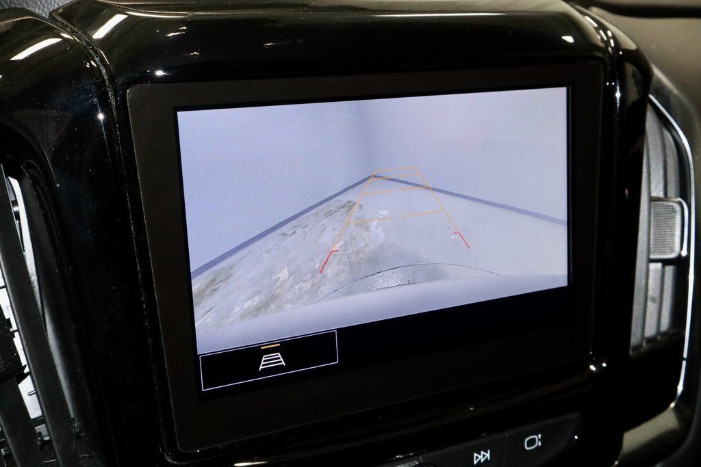 Used 2023 Chevrolet Traverse LT image 9