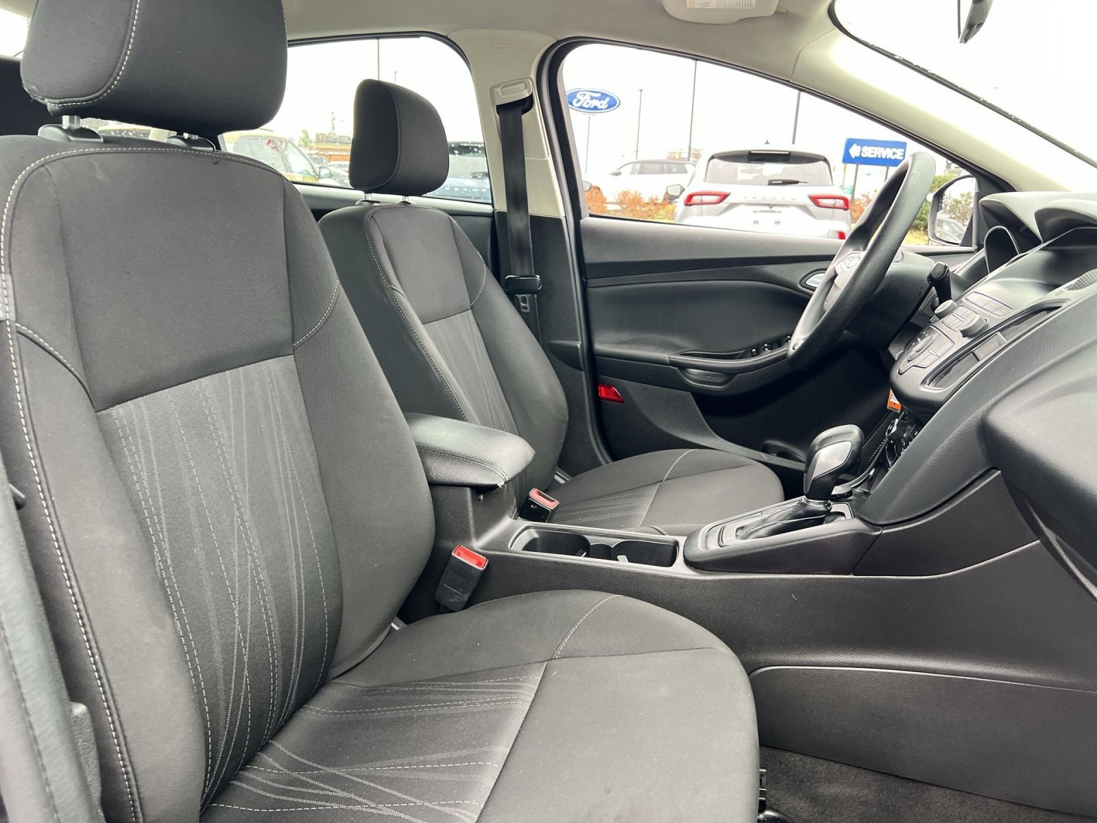 Certified 2018 Ford Focus SE image 24