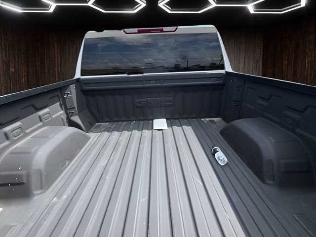 Used 2024 GMC Sierra 1500 SLT w/ SLT Premium Plus Package AWD/4WD image 15