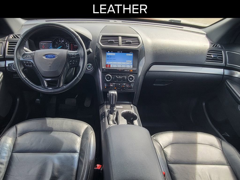 Certified 2018 Ford Explorer XLT w/ Equipment Group 202A image 8