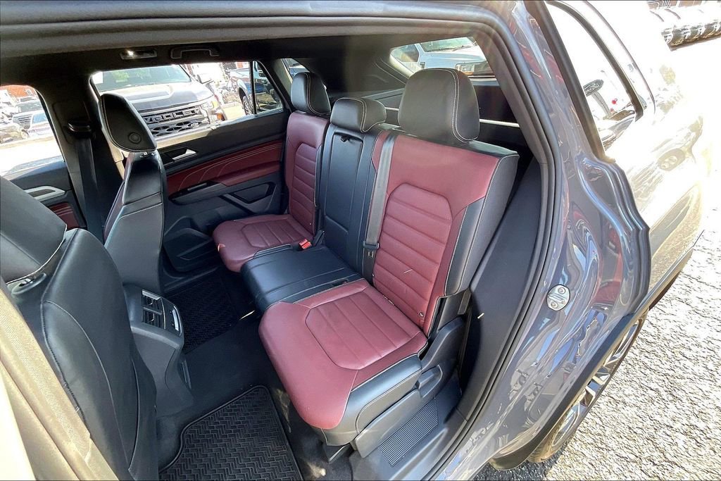 Used 2021 Volkswagen Atlas Cross Sport SEL Premium R-Line w/ Cross Sport MDO Package AWD/4WD image 25
