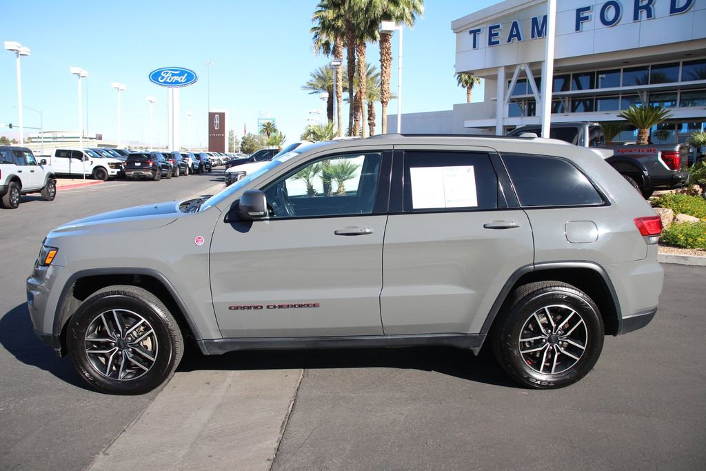 Used 2020 Jeep Grand Cherokee Trailhawk AWD/4WD image 4