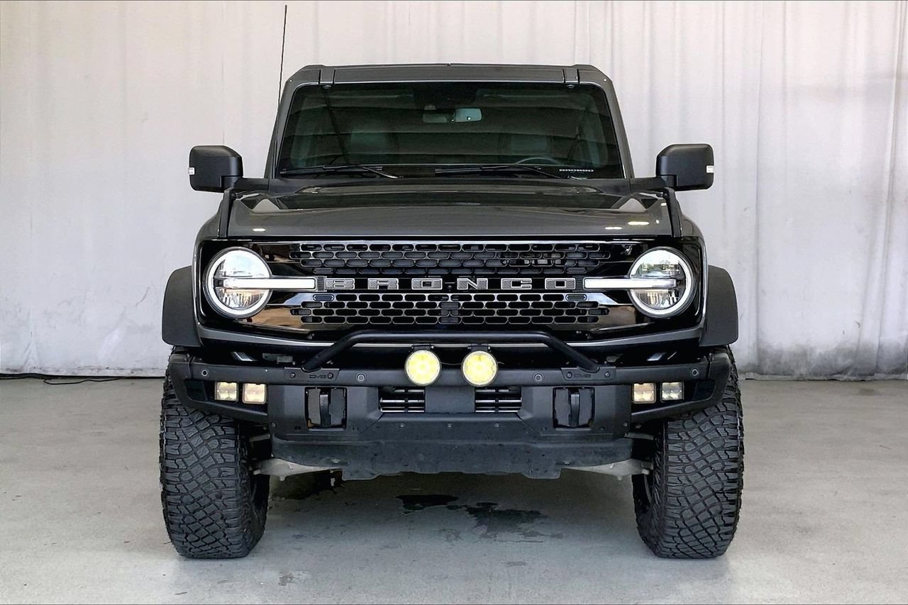 Certified 2022 Ford Bronco Wildtrak AWD/4WD image 2