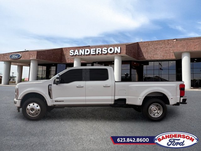 Certified 2024 Ford F450 Platinum w/ FX4 Off-Road Package AWD/4WD image 6