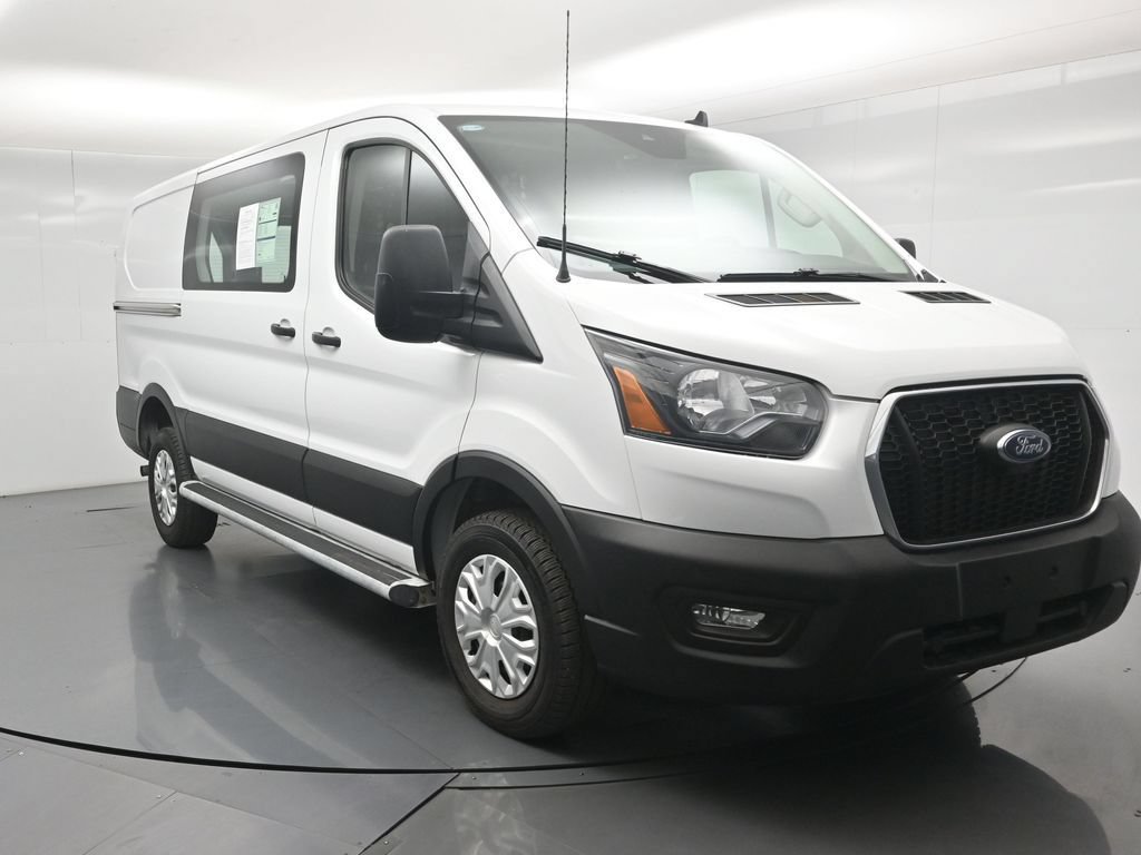 Certified 2025 Ford Transit 250 Low Roof w/ Exterior Upgrade Package RWD image 42