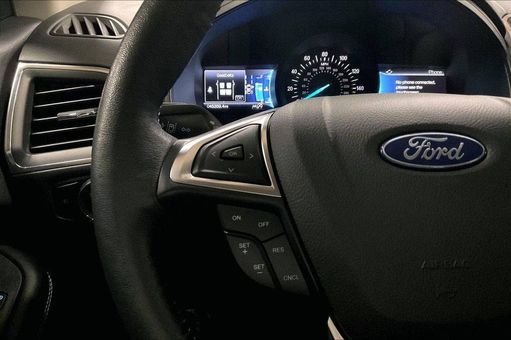Certified 2024 Ford Edge Titanium AWD/4WD image 17