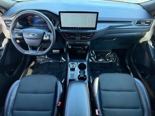 Certified 2023 Ford Escape ST-Line w/ Tech Pack #1 AWD/4WD image 16