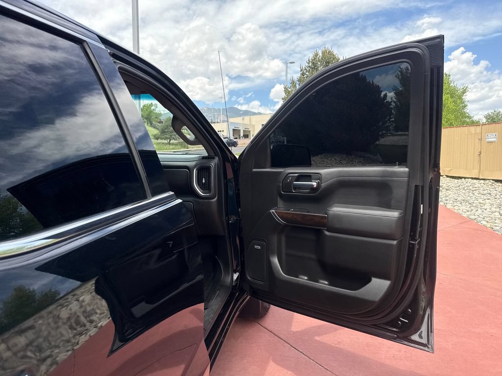 Used 2020 GMC Sierra 1500 SLT w/ SLT Convenience Package AWD/4WD image 28